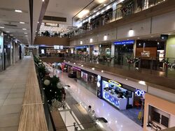 West Coast Plaza (D5), Retail #562948381